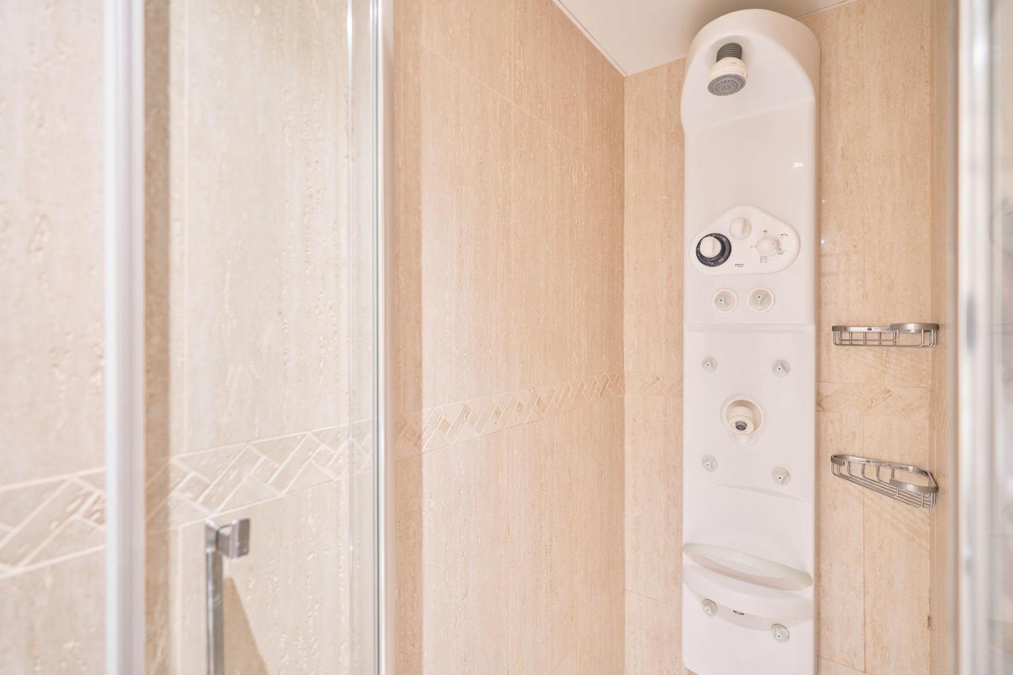 Eden Rentals Altavista Suites Apto Torre 1 Санта-Крус-де-Тенерифе Экстерьер фото